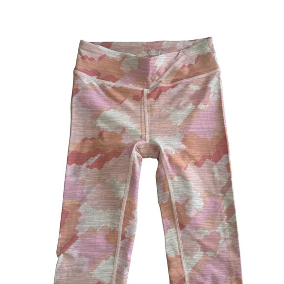 OUTDOOR VOICES Pink Salmon Camo 7/8 Length Leggings Tights Size Small - Picture 3 of 9